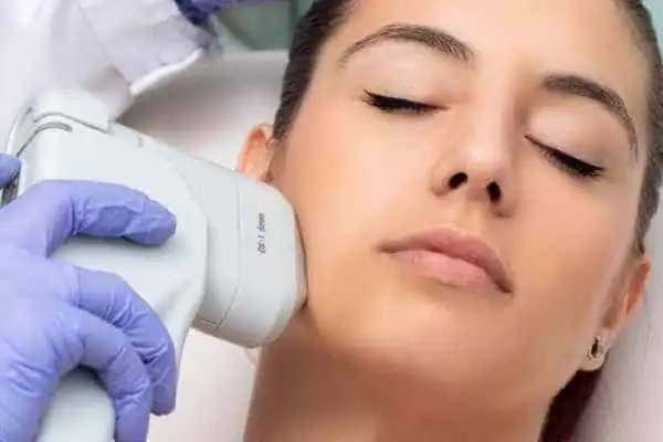 Image of woman having HIFU Hampshire treatment
