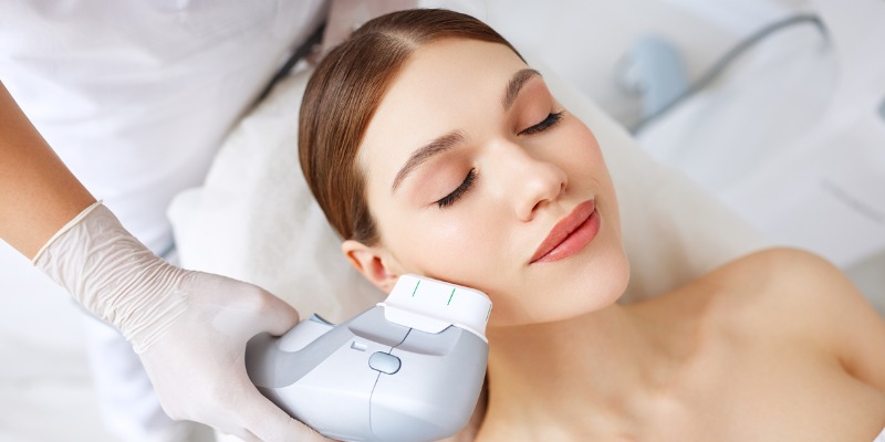 How Fat Freezing and HIFU Work Together? 4 book a personalised consultation of Fat Freezing and HIFU Together Hampshire